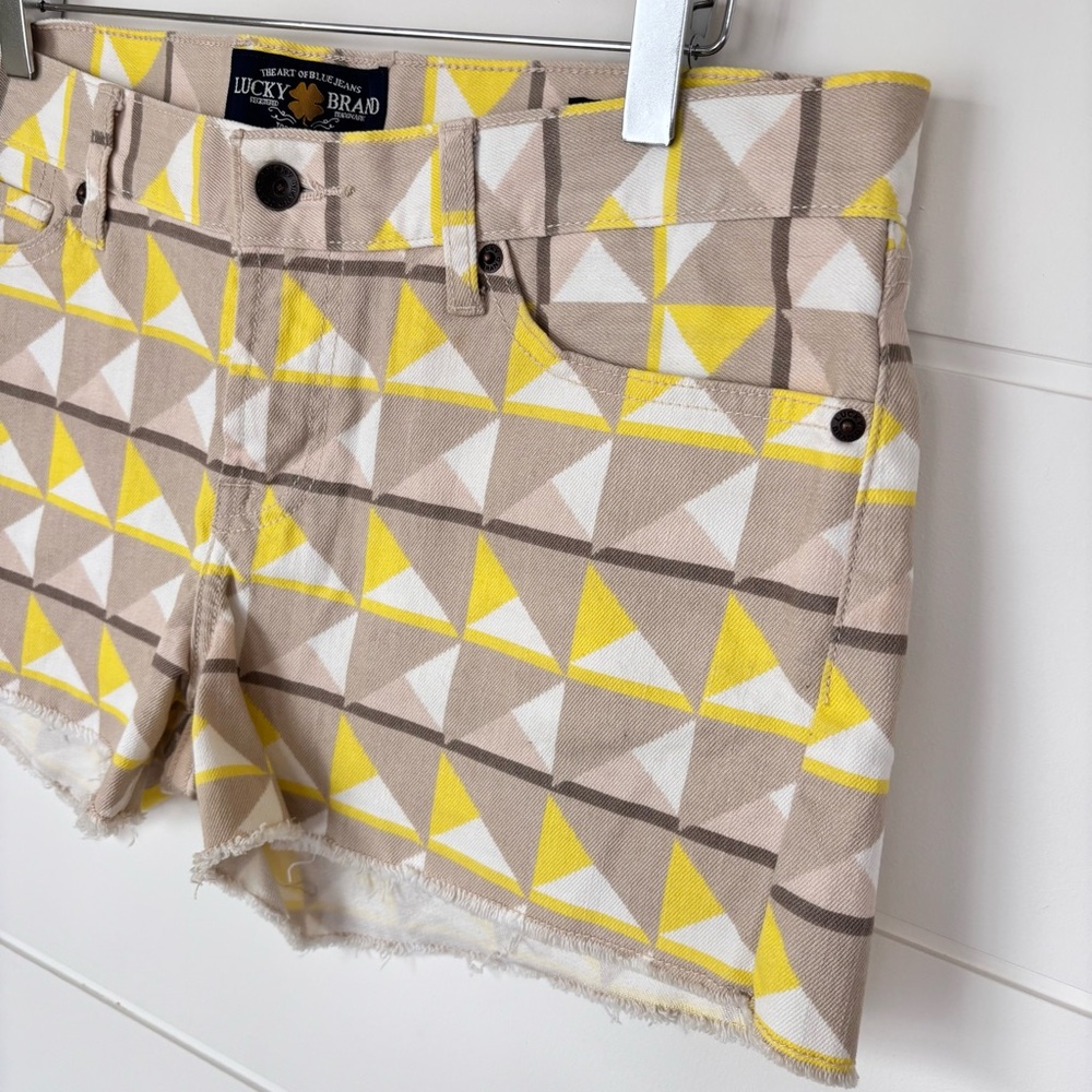 Lucky Brand Yellow and Tan Geo Cube "Riley" Jean Shorts Size 10/30 - Picture 3 of 13